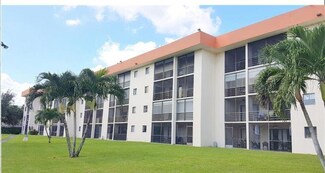 5917 Via Vermilya Unit 203, Lake Worth, FL 33462