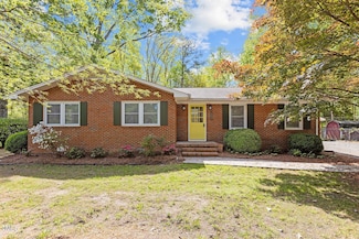 157 Celeste Cir, Chapel Hill, NC 27517