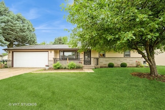 7706 Deerfield Rd, Loves Park, IL 61111