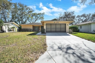 8420 Winding Wood Dr, Port Richey, FL 34668