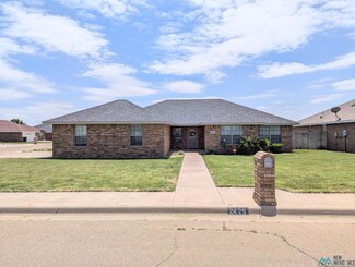 2425 Flagstone Dr, Clovis, NM 88101