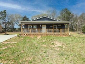 105 Golden Springs Ln, Liberty, SC 29657