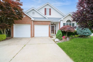 99 Leeds Ln, Monroe Township, NJ 08831