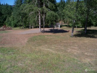 210 S Goble Creek Rd, Kelso, WA 98626