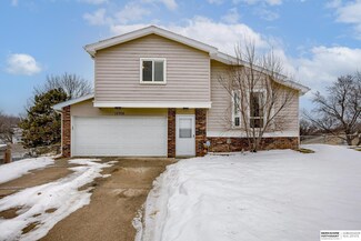 12706 Deborah Cir, Omaha, NE 68138