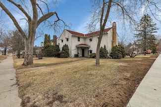 302 3rd St NE, Little Falls, MN 56345