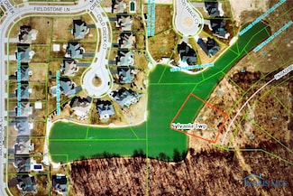 9532 Paradise Ln, Sylvania, OH 43560