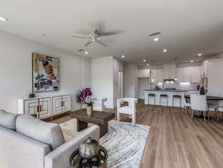 5617 Woodlands Dr, the Colony, TX 75056