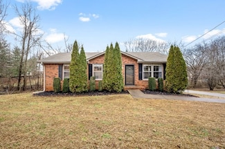 334 Greenleaf Ln, Clarksville, TN 37040