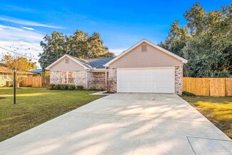 3741 Cornerbrook Dr, Milton, FL 32571
