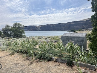 1038 Section Ave, Quincy, WA 98848