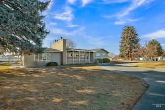 2420 Elizabeth Blvd, Twin Falls, ID 83301