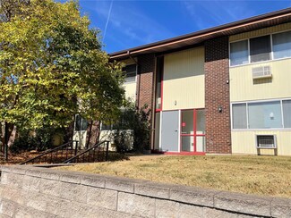 7598 Hazelcrest Dr Unit C, Hazelwood, MO 63042