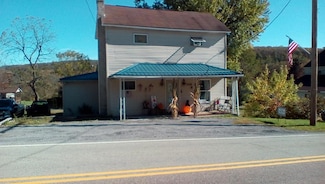 1039 Station Rd, Twin Rocks, PA 15960