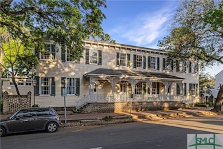 52 E Broad St, Savannah, GA 31401