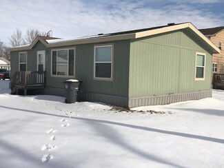 508 Central Ave W, Crosby, ND 58730