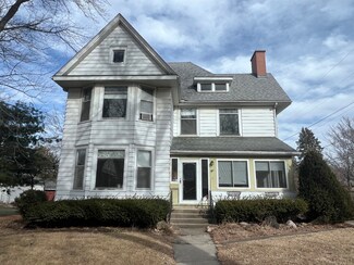 208 E 3rd St, Prophetstown, IL 61277