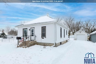 1120 6th St, Onawa, IA 51040