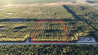 7990 Carter Ranch Rd, Kountze, TX 77625