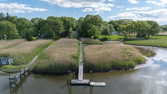 12 4th Ave, Old Saybrook, CT 06475