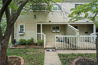 255 N Michigan St Unit 1-1, Lawrence, KS 66044