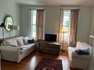 252 N Water St Unit B, Stonington, CT 06378