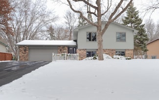 11957 Unity St NW, Coon Rapids, MN 55448
