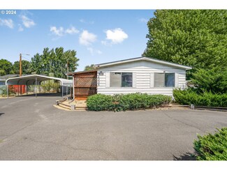 2005 W 10th St, the Dalles, OR 97058