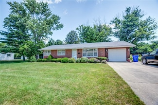 1844 S Eastgate Dr, Decatur, IL 62521