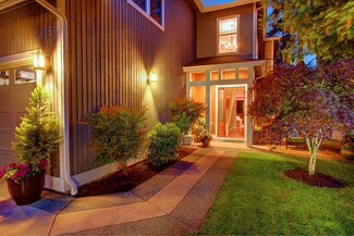 3655 NE 73rd St, Seattle, WA 98115