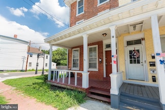 39 Pine St Unit B, Mount Holly, NJ 08060