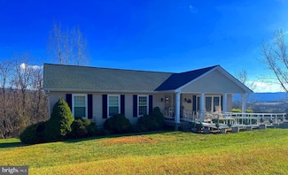 522 Manor Hill Dr, Toms Brook, VA 22660