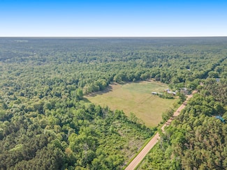 7034 Schow Rd, Holton, MI 49425
