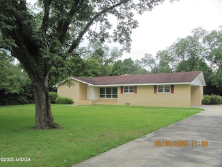 141 N Main St, Gordon, GA 31031