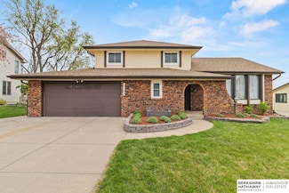 2105 S 165th St, Omaha, NE 68130