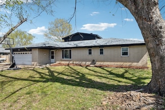 624 S Maple St, Oologah, OK 74053