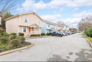 1643 Hamill Rd, Chattanooga, TN 37343