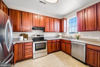 129 58th St SE, Washington, DC 20019