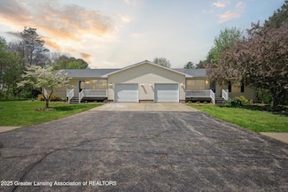 2638 Arch Rd, Eaton Rapids, MI 48827