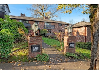 2425 SW 19th Ave Unit 11, Portland, OR 97201