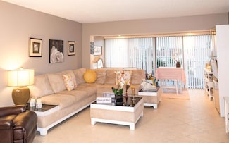 4100 Tivoli Ct Unit 301, Lake Worth, FL 33467