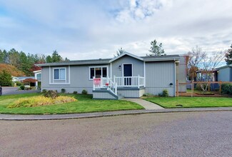 10400 SE Cook Ct Unit 118, Portland, OR 97222