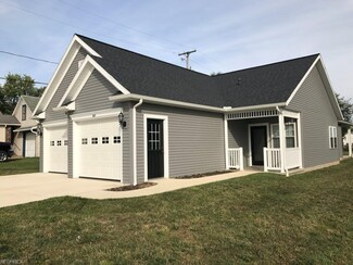 207 Mill St SW, Sugarcreek, OH 44681