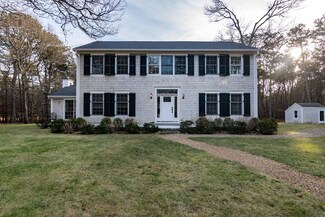 1 Little Sandy Way, Oak Bluffs, MA 02557