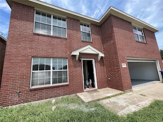 1002 Richmond Dr, Ennis, TX 75119