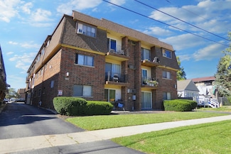 9826 Sayre Ave, Chicago Ridge, IL 60415