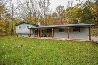 652 Bucklew Rd, Spencer, IN 47460