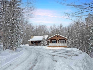 774 Stratton Arlington Rd, Stratton, VT 05360