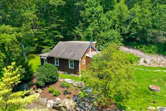 167 Toddy Hill Rd, Sandy Hook, CT 06482