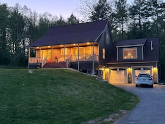 26 Island View Dr, Greene, ME 04236